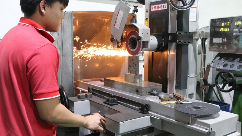 硅胶模具：批发代理，价格背后的考量因素**