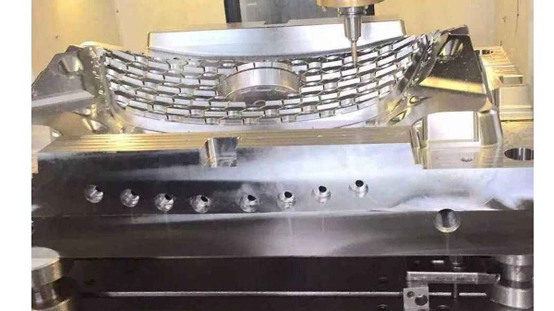 铝合金模具加工参数选择：关键因素与实际应用