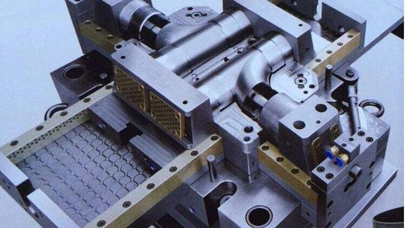 吹塑模具格局重塑：2025年值得关注的十大品牌